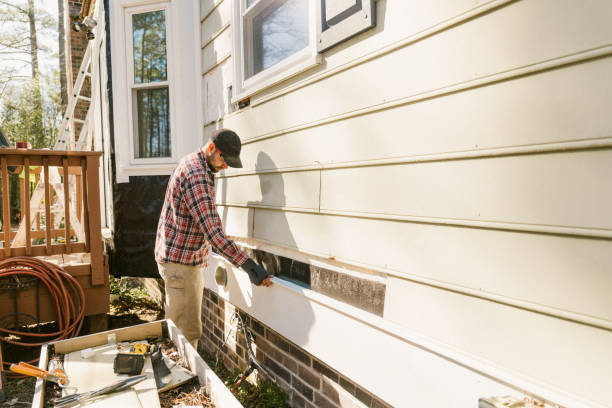 Top rated local Emergency Siding Repair specialists in Windsor, OH